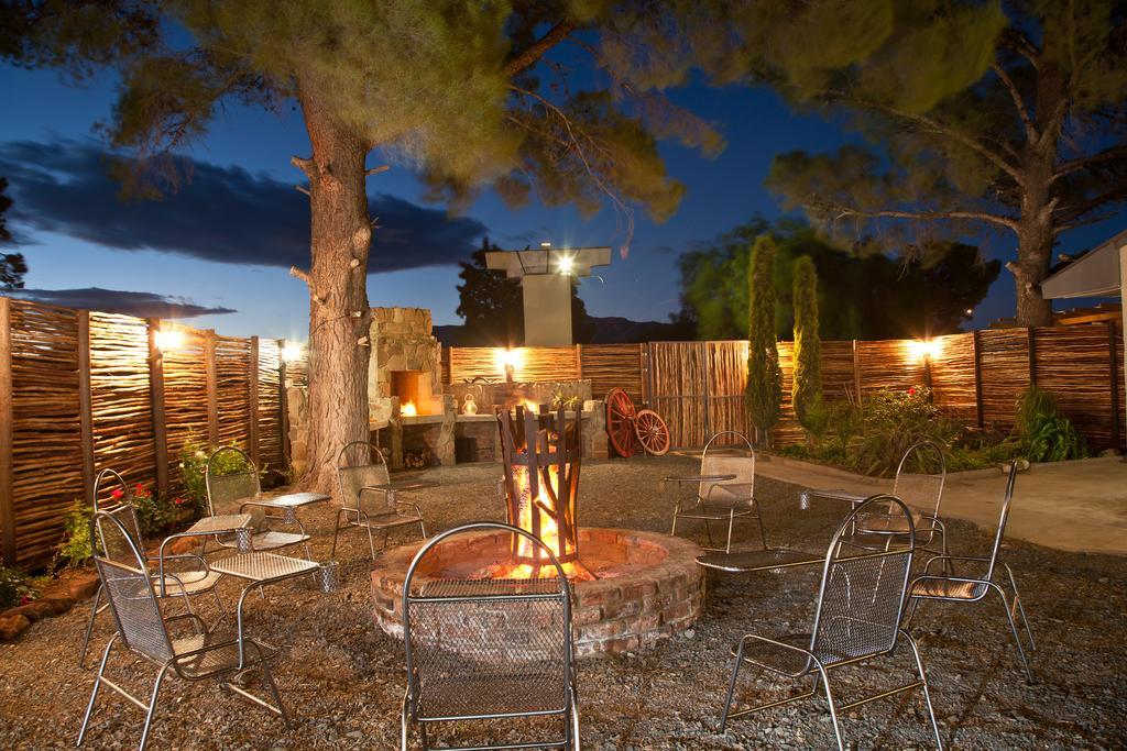 Wagon Wheel Country Lodge Beaufort West Ngoại thất bức ảnh