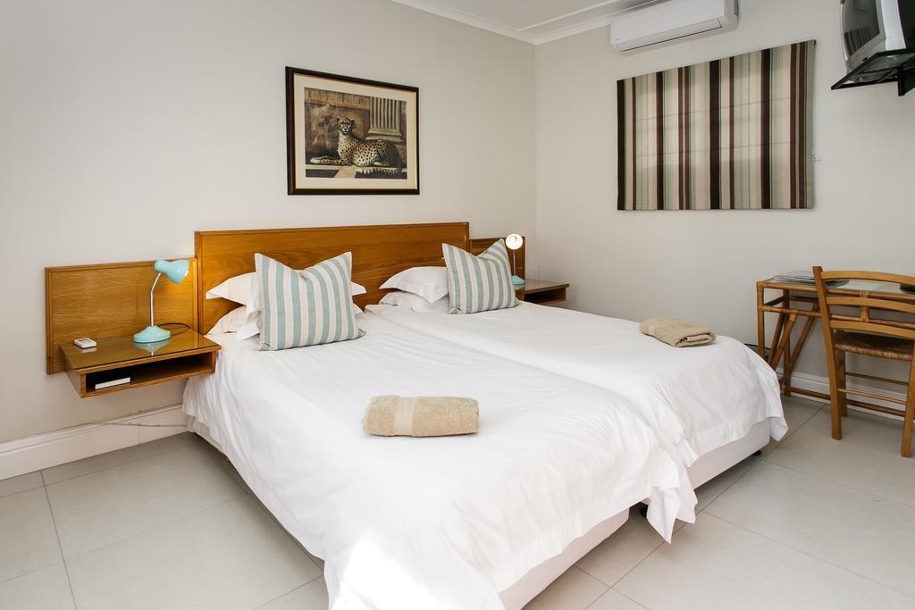 Wagon Wheel Country Lodge Beaufort West Ngoại thất bức ảnh
