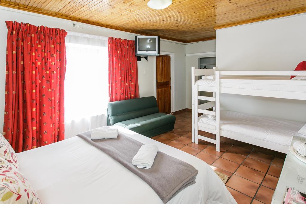 Wagon Wheel Country Lodge Beaufort West Ngoại thất bức ảnh