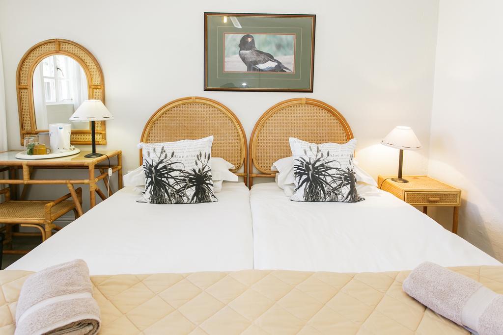 Wagon Wheel Country Lodge Beaufort West Ngoại thất bức ảnh