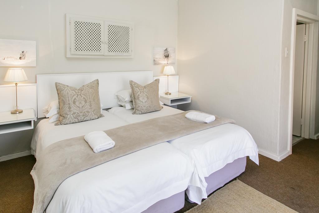 Wagon Wheel Country Lodge Beaufort West Ngoại thất bức ảnh
