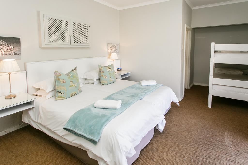 Wagon Wheel Country Lodge Beaufort West Ngoại thất bức ảnh
