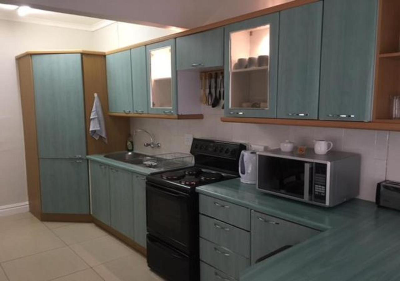Wagon Wheel Country Lodge Beaufort West Ngoại thất bức ảnh