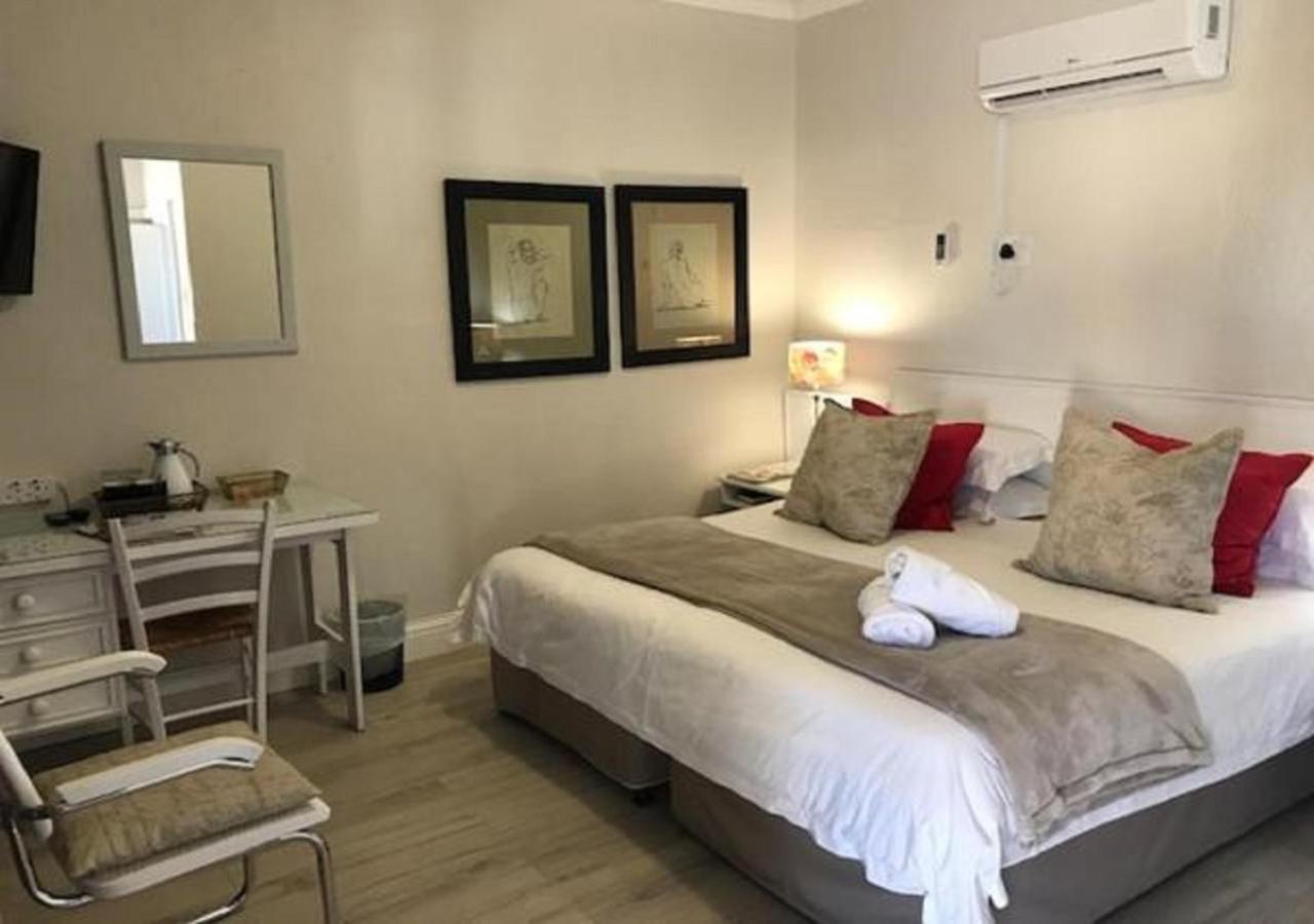 Wagon Wheel Country Lodge Beaufort West Ngoại thất bức ảnh